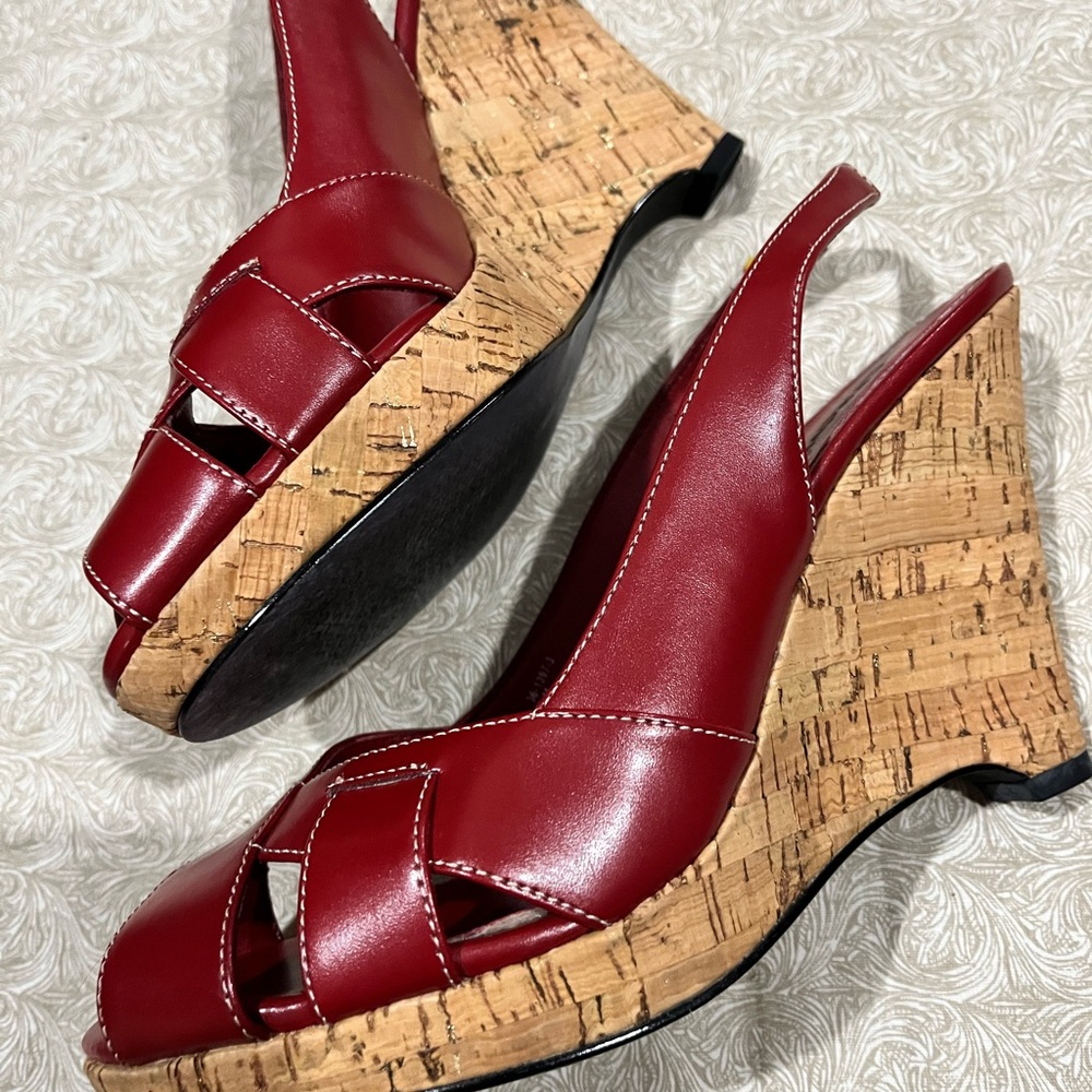 Chadwicks Women's Red Slingback Heels